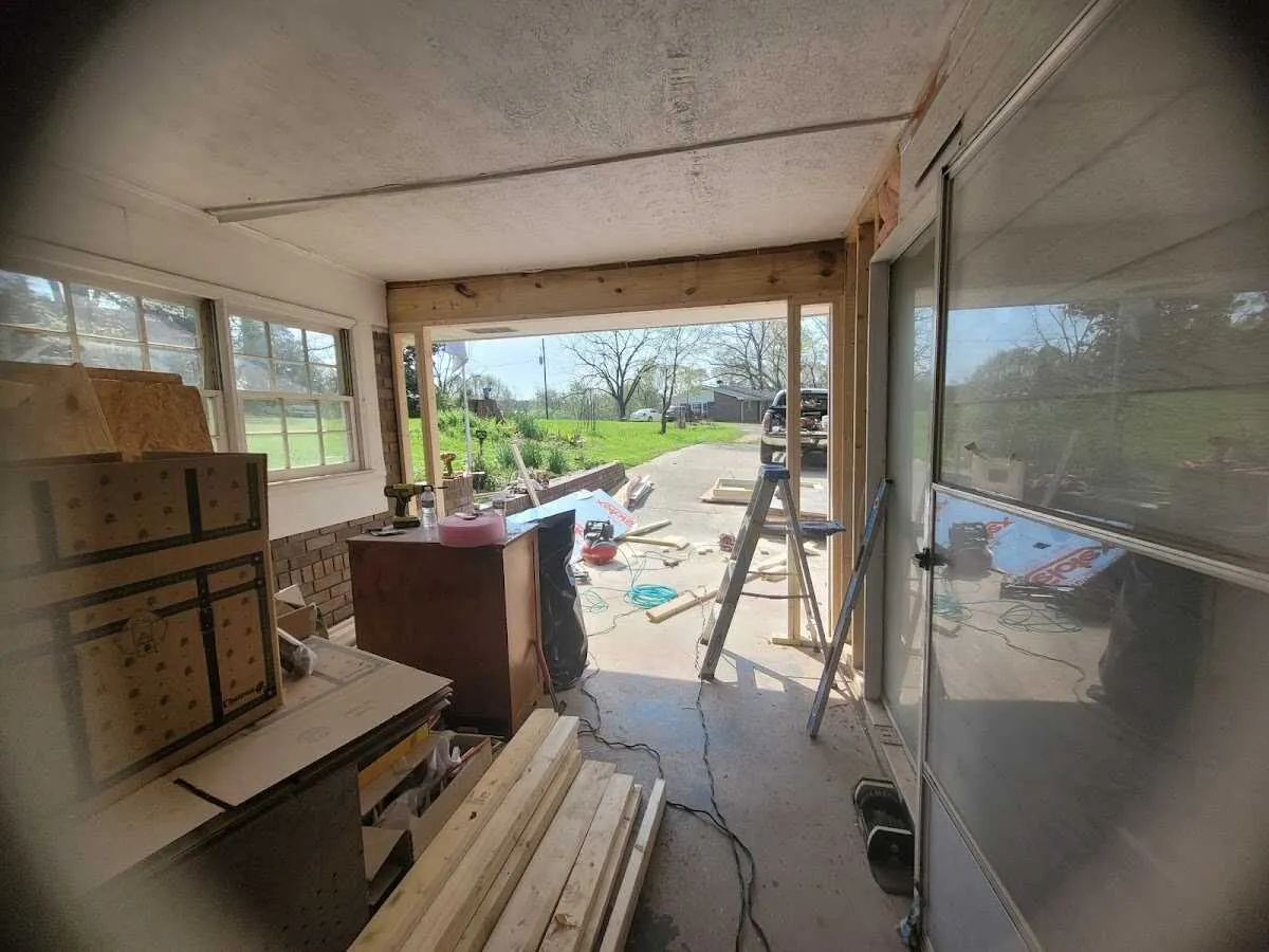 Air movers and dehumidifier for Water Mitigation Services in Scottsbluff